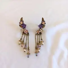 ミハエルネグリン ピアス