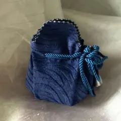 【値下げしました‼️】 本革製　小物入れ巾着袋