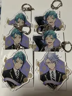 ツイステッドワンダーランド トレーディングアクリルキーホルダー 式典服