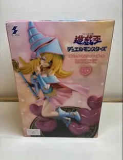 遊戯王　デュエルモンスターズ　ブラック・マジシャン・ガール　HereDitail