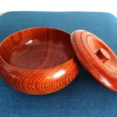 【新品未使用】木製高級ふた付き菓子器　丸型