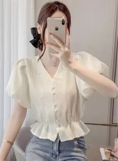 Vネックバルーンスリーブブラウス