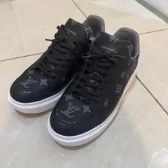 ちーさんルイヴィトン ビバリーヒルズ モノグラム エンボス メンズ 26cm相当 7.5 ファッション 現行美品✨ ルイヴィトン ビバリーヒルズ