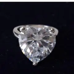 4℃ ヨンドシー ハートリング 大粒 シルバー 約13号