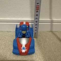 キャラクターカー スーパーヒーロー フィギュア付き