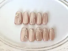 ベージュマグネット×パール ネイルチップ - メルカリ