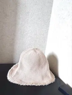ベージュ ニットハット フリンジデザインのサムネイル