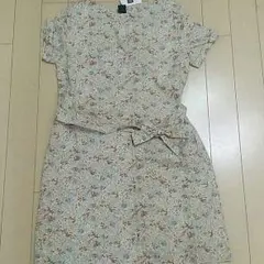 最終値下げ！タグ付新品  ギャップ花柄ワンピース
