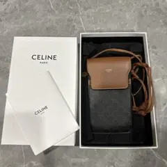 セリーヌ　フォンポーチ　スマホ用ショルダーバッグ　トリオンフ　箱・袋付き