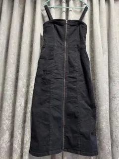 GU フロントジップワンピース