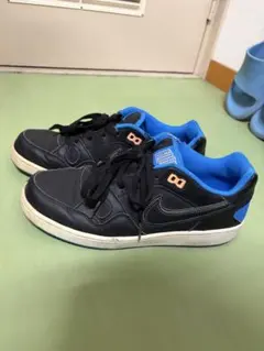 NIKE スニーカー ブラック ブルー