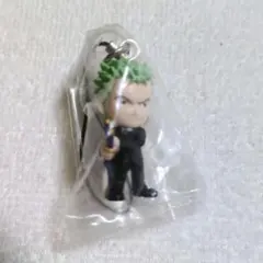 レア ワンピース ゾロ ストラップ 2009年製 両目が開いてるゾロ