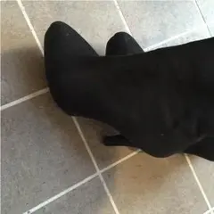 ニーハイブーツ