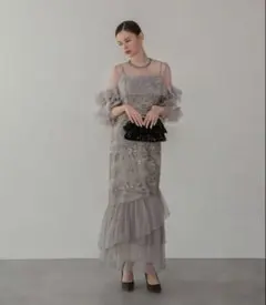 Leja フラワースパンコールチュールフリルスリーブIラインワンピース