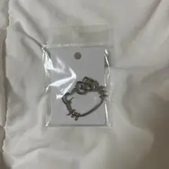 キティちゃん バッチ