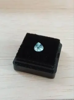 アクアマリン　ルース　高品質　厚みあり