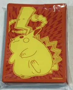 L*ル様 新品 海外限定 キョダイマックス ピカチュウ デッキシールド スリーブ
