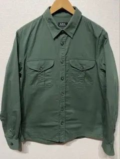 A.P.C.グリーンシャツ　メンズ