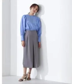 フロントボタンプリーツナロースカート