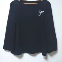 FOXEYNEWYORK　トップス 現行販売　ロゴ入り　42　新品のサムネイル