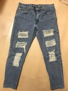 デニムパンツのサムネイル