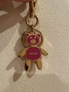 値下げ【新品】PRADA くまストラップ 2025年最新】プラダ くまの人気アイテム - メルカリ