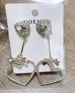 NOEMIE ハートリボンイヤリング