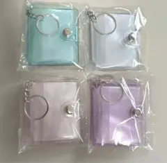 【4個セット】ミニシール帳 キーホルダー 2インチ ミニアルバム シート8枚