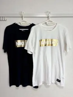NIKE F.C. ゴールドロゴ Tシャツ M 白黒2枚セットのサムネイル