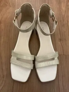 Au BANNISTER アンクルストラップ サンダル アイボリー 37 美品のサムネイル