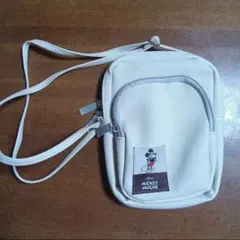 ミッキーマウス　レザー調ショルダーバッグ