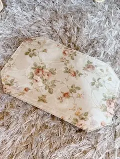 Item thumbnail for item 84d65e9d-a05a-4b0c-878b-a4fe19e1a98b