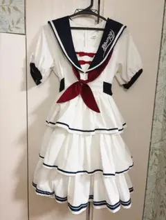 セーラー襟 フリルワンピース　ロリータ