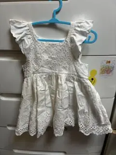 baby GAP ホワイト刺繍ワンピース 12-18ヶ月