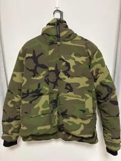 CANADA GOOSE 迷彩柄ダウンジャケット