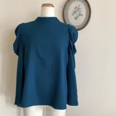 オンワード樫山　パフスリーブ　長袖ブラウス