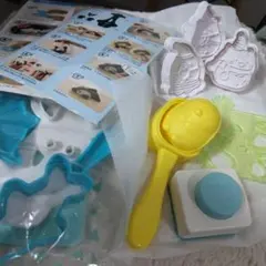 すみっコぐらしとイルカのおにぎりセット&すみっコぐらしクッキー型セット