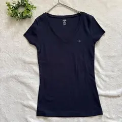 TOMMY HILFIGER ネイビー VネックTシャツ