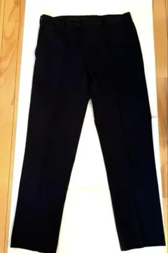 ユニクロ感動パンツ　ネイビー紺　2024年製 ウエスト85cm レングス76cm