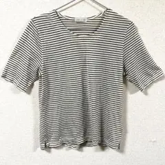 ボーダー半袖TシャツトップスＭサイズ、白と黒のボーダー 薄手、軽量 カットソー