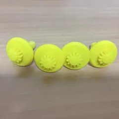 エレベートビット ×4 E イエロー　黄色 ベイブレードX 1〜2回使用