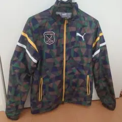 【連休値下】プーマ　ウインドブレーカー M サイズ