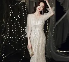 結婚式　ドレス　ラメ　パール