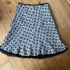 フラワープリント フレアスカート レース裾
