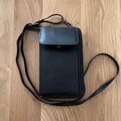 スマホショルダーバッグ 黒 合成皮革