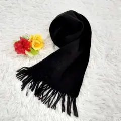 美品△Fendi フェンディ マフラー ブラック 黒色 ブランドロゴ有りのサムネイル