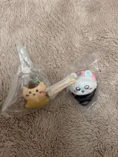 ちいかわ　寿司 フィギュアキーホルダー、モモンガくりまんじゅう　お寿司　ガチャ