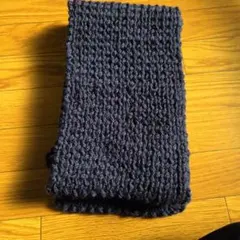 ダークブルー ニットマフラー