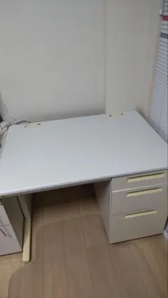 ホワイトオフィスデスク