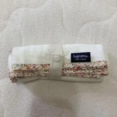 hugmanu. はぐまむ　おむつ替えマット 花柄　きいろ